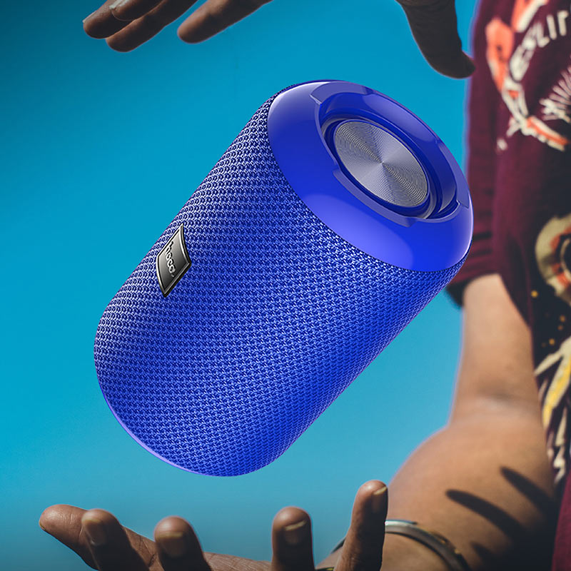 Wireless speaker “HC1 Trendy sound” sports portable loudspeaker.